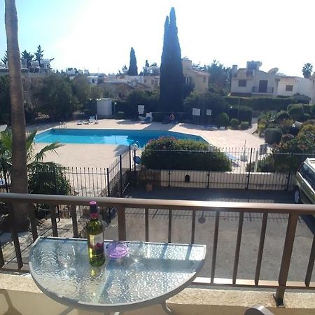 'Chez Antoine' Pool-View 5Min From Sea Apartment Paphos Ngoại thất bức ảnh